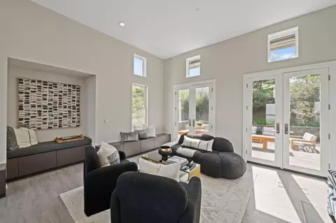 Living - 2698 Greenrock Rd, Milpitas, CA 95035 photo 4 of 5
