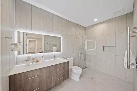 Bath - 2698 Greenrock Rd, Milpitas, CA 95035 photo 8 of 8