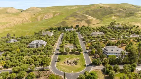 View/Area - 2698 Greenrock Rd, Milpitas, CA 95035 photo 16 of 17