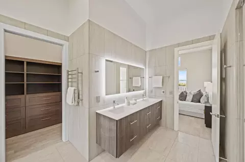 Bath - 2698 Greenrock Rd, Milpitas, CA 95035 photo 3 of 8
