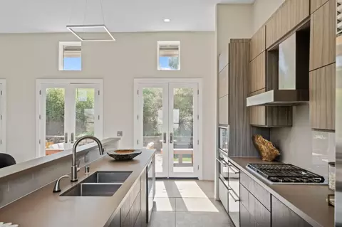 Kitchen - 2698 Greenrock Rd, Milpitas, CA 95035 photo 3 of 5