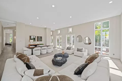 Living - 2698 Greenrock Rd, Milpitas, CA 95035 photo 2 of 5