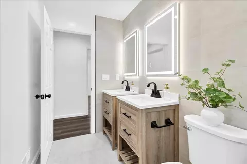 Bath - 7183 Tustin Rd, Salinas, CA 93907 photo 3 of 5