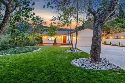 Exterior - 7183 Tustin Rd, Salinas, CA 93907 photo 2 of 13