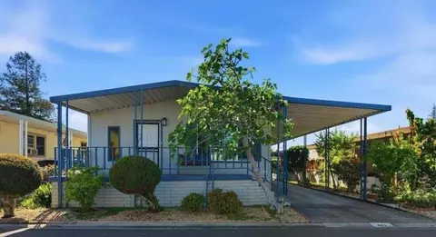 403 Chateau La Salle 403, San Jose, CA 95111
