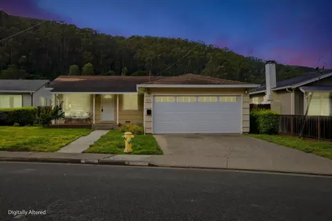 1024 Rio Vista Dr, Pacifica, CA 94044