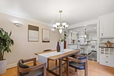 Dining - 357 S 16th St, San Jose, CA 95112 photo 2 of 4