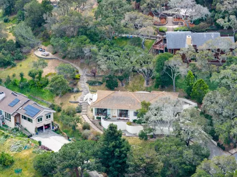 View/Area - 13538 Paseo Terrano, Salinas, CA 93908 photo 3 of 5