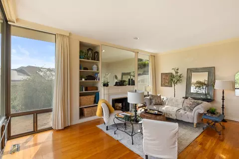 Living - 13538 Paseo Terrano, Salinas, CA 93908 photo 3 of 3