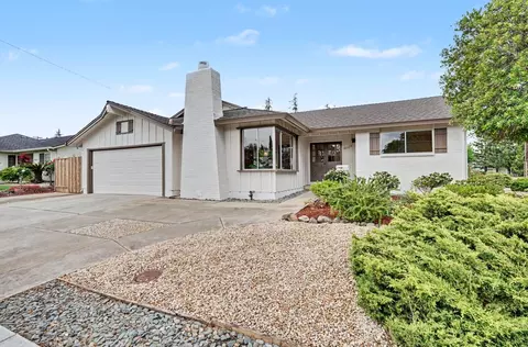 20025 Cedar Tree Ln, Cupertino, CA 95014