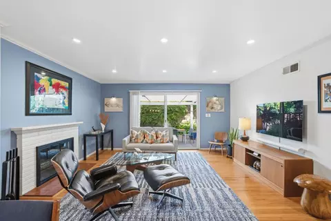 852 Peach Ave, Sunnyvale, CA 94087