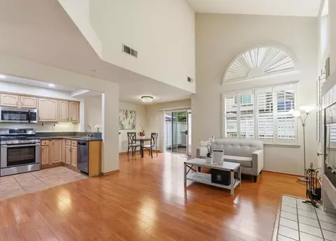 6995 Rodling Dr F, San Jose, CA 95138