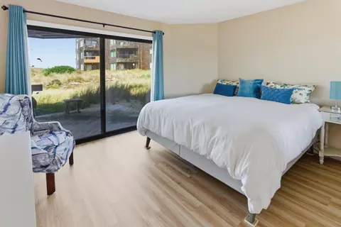 Bedroom - 101 Shell Dr #112, Watsonville, CA 95076 photo 3 of 6