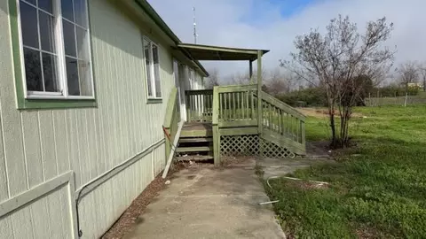 Exterior - 8340 Mcclure Ave, Gerber, CA 96035 photo 5 of 13