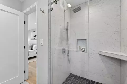 Bath - 4533 Doyle Rd, San Jose, CA 95129 photo 2 of 3
