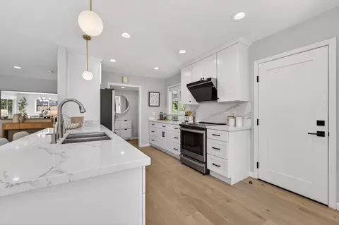Kitchen - 4533 Doyle Rd, San Jose, CA 95129 photo 5 of 7
