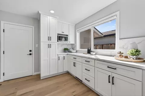 Kitchen - 4533 Doyle Rd, San Jose, CA 95129 photo 6 of 7