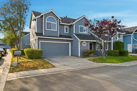 114 Williams Ln, Foster City, CA 94404