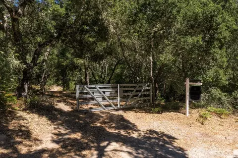 225 Santa Cruz St, Boulder Creek, CA 95006