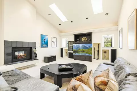 Living - 321 Pine Forest Dr, Aptos, CA 95003 photo 7 of 7