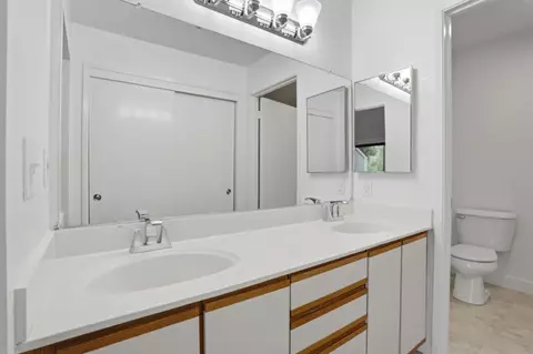 Bath - 2621 Willowbrook Ln 110, Aptos, CA 95003 photo 1 of 2