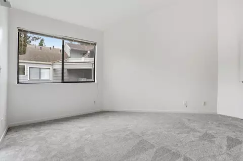 Bedroom - 2621 Willowbrook Ln 110, Aptos, CA 95003 photo 6 of 7