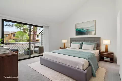 Bedroom - 2621 Willowbrook Ln 110, Aptos, CA 95003 photo 2 of 7