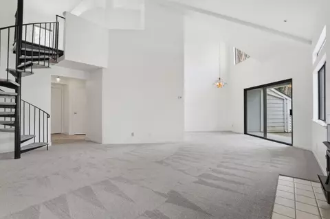 Living - 2621 Willowbrook Ln 110, Aptos, CA 95003 photo 3 of 9