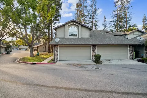 25 Deer Run Cir, San Jose, CA 95136