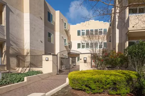 30 Lorton Ave 302, Burlingame, CA 94010