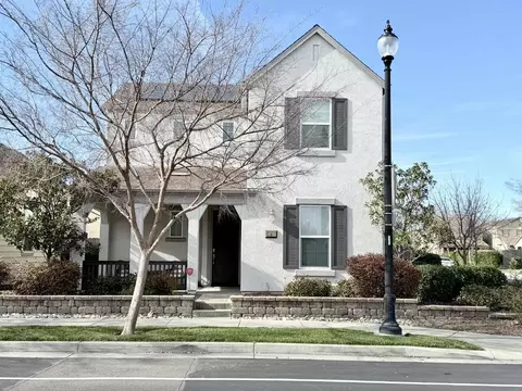 Village Center Dr, Roseville, CA 95747