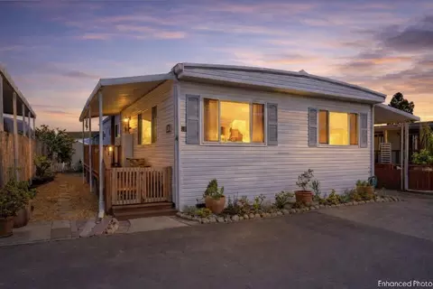3710 Gross Rd 31, Santa Cruz, CA 95062