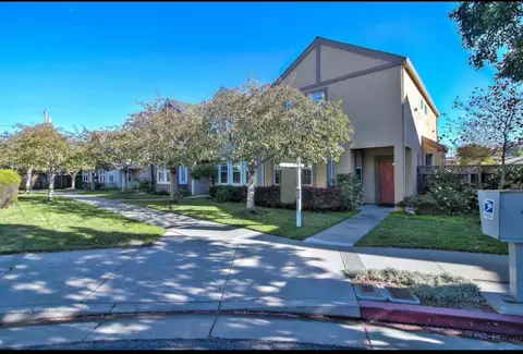 309 Village Cir, Santa Cruz, CA 95060