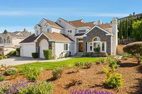 21592 Villa Maria Ct, Cupertino, CA 95014