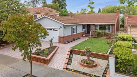 390 Hobart Ave, San Mateo, CA 94402