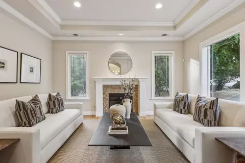 Living - 140 Ridgeway Rd, Woodside, CA 94062 photo 2 of 2