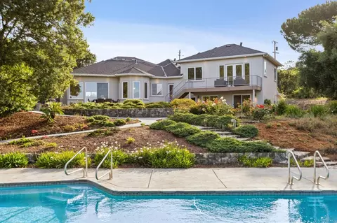 140 Ridgeway Rd, Woodside, CA 94062