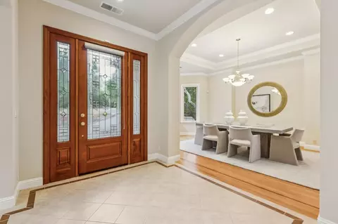 Entry Way - 140 Ridgeway Rd, Woodside, CA 94062 photo 2 of 3