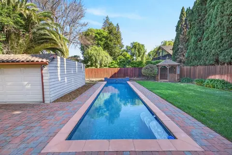 Exterior - 1270 Mckendrie St, San Jose, CA 95126 photo 11 of 15