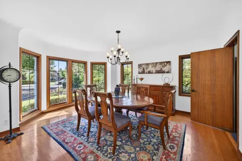 Dining - 1270 Mckendrie St, San Jose, CA 95126 photo 1 of 5