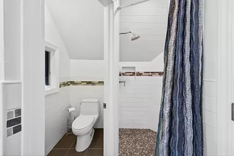 Bath - 1270 Mckendrie St, San Jose, CA 95126 photo 7 of 7