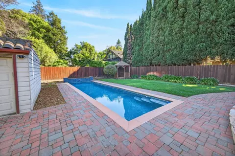 Exterior - 1270 Mckendrie St, San Jose, CA 95126 photo 13 of 15