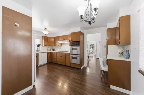 Kitchen - 337 N Eldorado St, San Mateo, CA 94401 photo 4 of 4