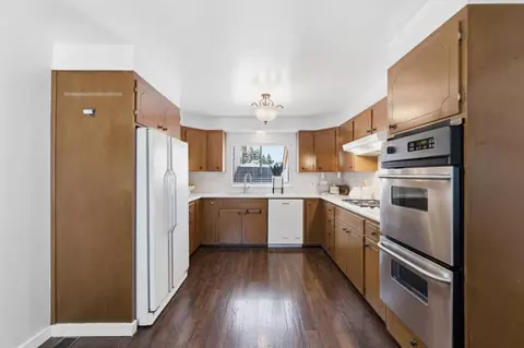 Kitchen - 337 N Eldorado St, San Mateo, CA 94401 photo 1 of 4