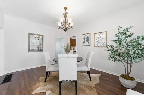 Dining - 337 N Eldorado St, San Mateo, CA 94401 photo 3 of 3