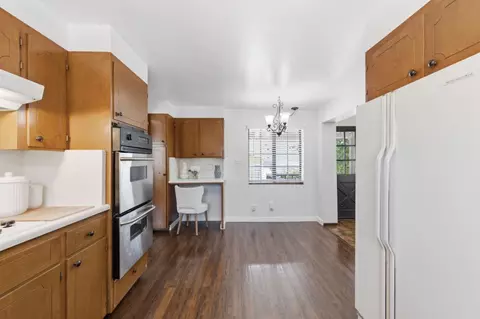 Kitchen - 337 N Eldorado St, San Mateo, CA 94401 photo 3 of 4