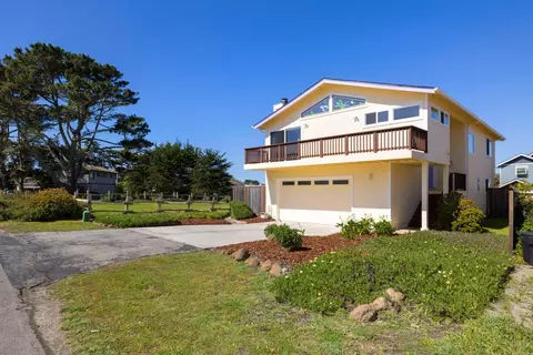 121 Bernal Ave, Moss Beach, CA 94038