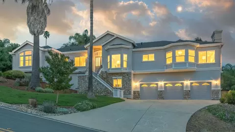 15855 Jackson Oaks Dr, Morgan Hill, CA 95037
