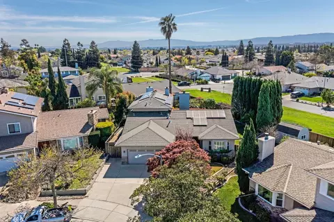 View/Area - 48875 Chenin Blanc Dr, Fremont, CA 94539 photo 2 of 14