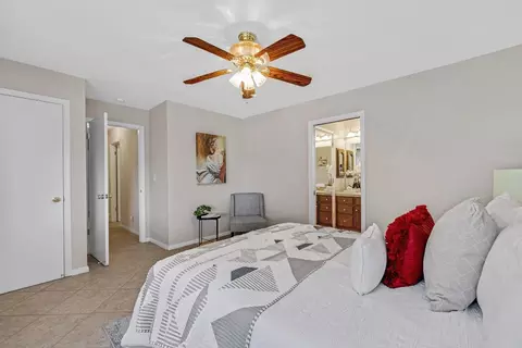 Bedroom - 48875 Chenin Blanc Dr, Fremont, CA 94539 photo 2 of 3